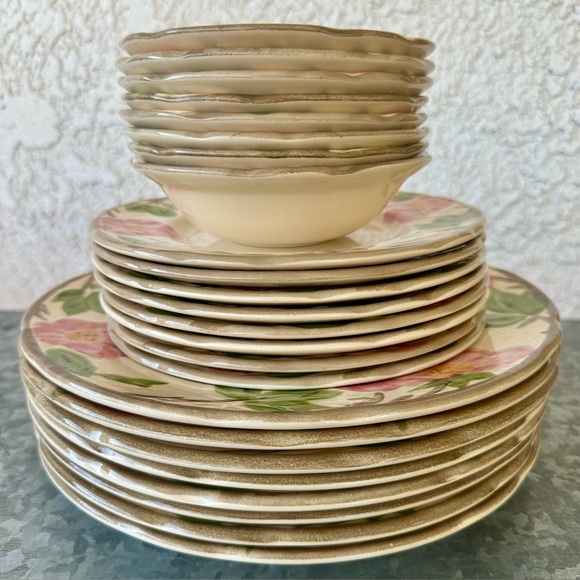 VTG Franciscan Desert Rose FOUR bowls 5.75” Made in England - Picture 4 of 6